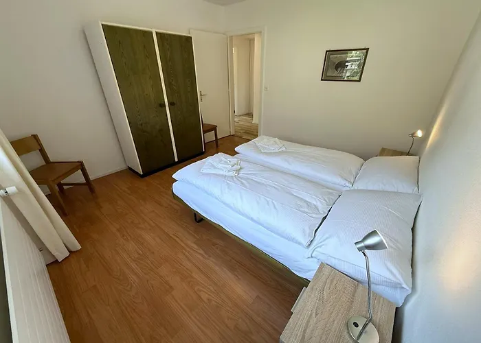 公寓 Mayenzett 34 *